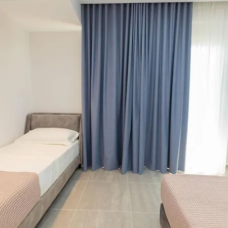 Corallo Hotel *