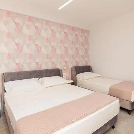 Corallo Hotel Himare